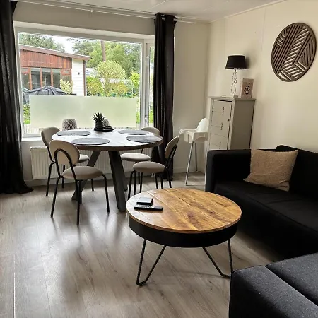 Casa vacanze Gezellig Aan De Bosrand In *