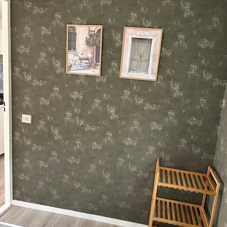 Casa vacanze Gezellig Aan De Bosrand In Rijen